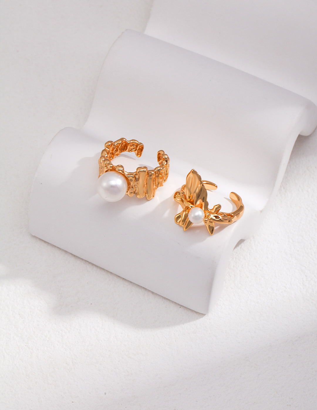 Crinkle Pearl Ring