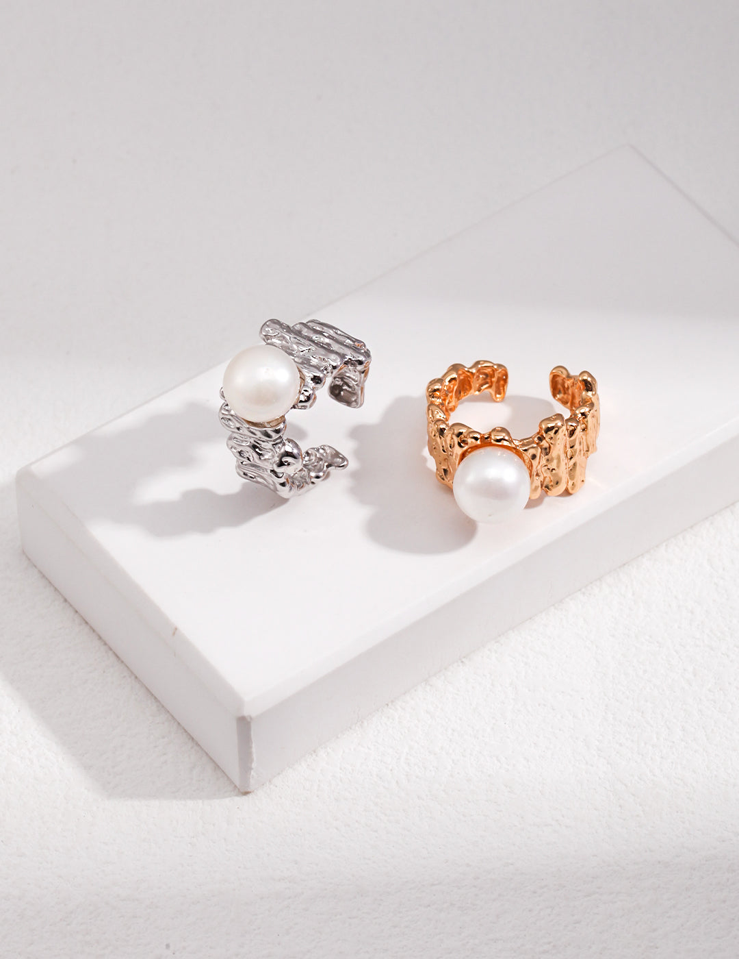 Crinkle Pearl Ring